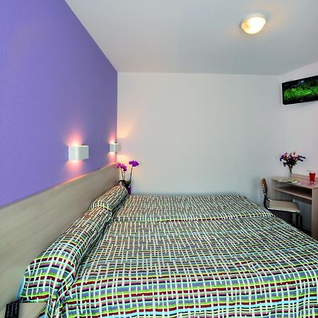 Hotel Saint Contard Lourdes Exterior photo